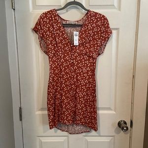 Abercrombie mauve floral swing dress